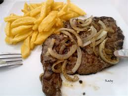 Higado a la Plancha con Papas Fritas